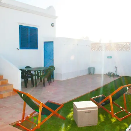 Fuerte Holiday Sunshine Garden *
